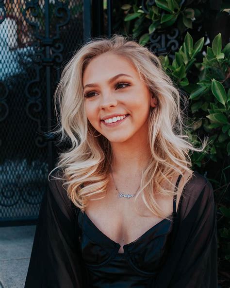 Shooting Jordyn Jones Pour C Heads Magazine Janvier 2019 10 Avril 2019