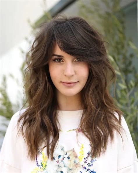 50 Stunning Hairstyles With Side Bangs