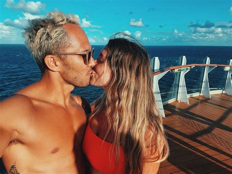 Alexa Penavega Compares Sex With Husband To ‘going To The Gym