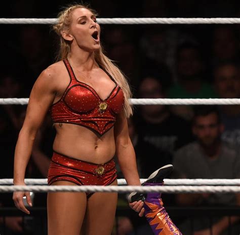 Nacktofoto Skandal Charlotte Flair Ist Das Nächste Opfer Bei Der Wwe Welt