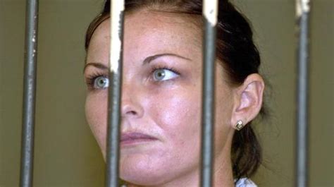 australia s notorious woman drug smuggler schapelle corby returns from bali after completion of