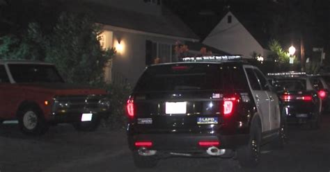 3 Armed Men Wanted In Connection With Home Invasion Robbery In Sherman Oaks Cbs Los Angeles