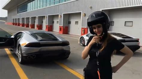Dubai Girl Driving Lamborghini Aventador Youtube