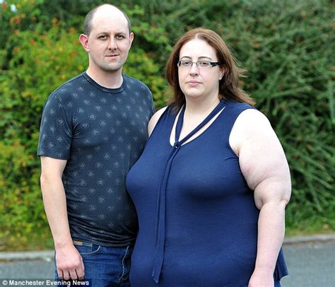 Zoe Young Who Weighs 21 Stone Is Told She Is Too Big To Look After