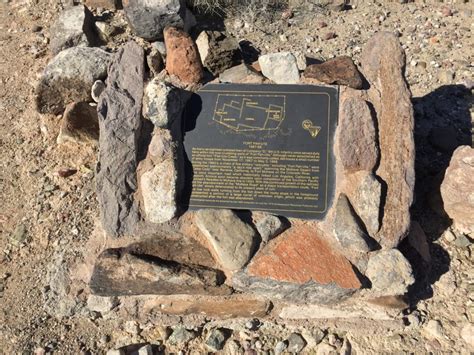 Fort Piute And Surrounding Petroglyphs Tales From The Desert Fort Piute