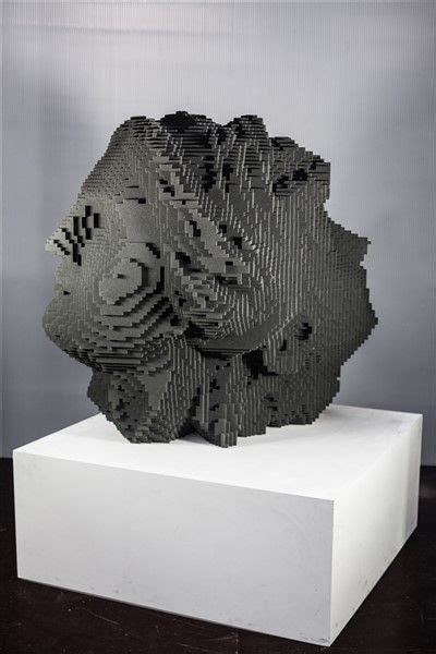 Ten photos of 3D printed bridges, buildings and other supersized