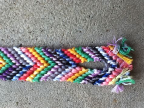 With your stash of friendship bracelets from your diy projects, it's only one sweet gesture away from making new friends and keeping old ones for life. Paper Tape & Pins: How To Make Wide Chevron Friendship ...