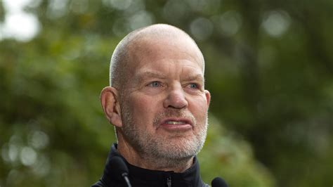 Ex Lululemon Ceo Chip Wilson Slammed For Controversial Comments As Billionaire Says He Doesnt