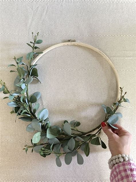 Five Minute Floral Hoop Wreath Less Than Perfect Life Of Bliss