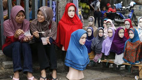 Muslim Women Who Wear The Hijab May Have A Better Body Image Than Those Who Don’t — Quartz