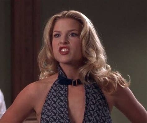 Ali Larter In Legally Blonde 2001 Legally Blonde Outfits Legally