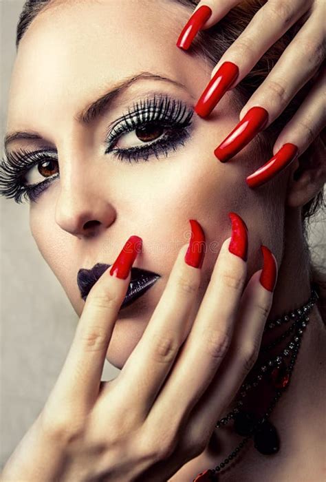 Nails Lips Lashes Meme Nails Makeup Woman Beauty Gothic Lipstick