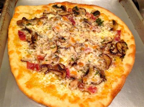 Mushroom Prosciutto Pizza With Fontina Prosciutto Pizza Recipes