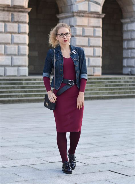 Outfit Burgundy Fall Dress Denim Jacket And Platform Shoes Kationette