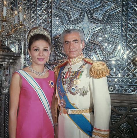 Farah Pahlavi And Shah