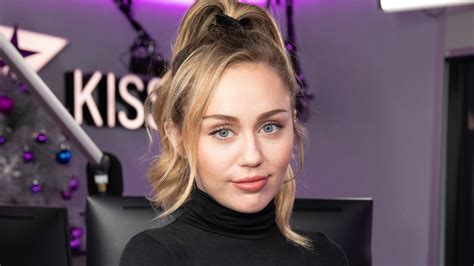 Miley Cyrus Has The Best Response To Those New Pregnancy Rumors Glamour