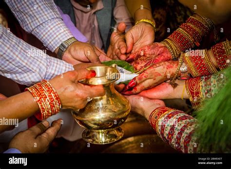 Details Of Hindu Marriage Wedding Ceremonyhindu Wedding Ritualsfocus