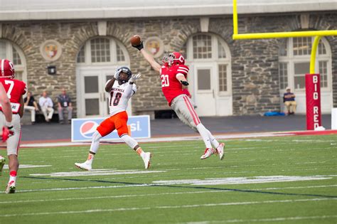 Sean Scullen 2017 18 Football Cornell University Athletics