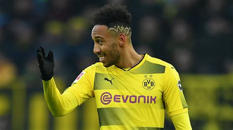 Transfer News Aubameyang In Five A Side Game During Dortmund Draw As