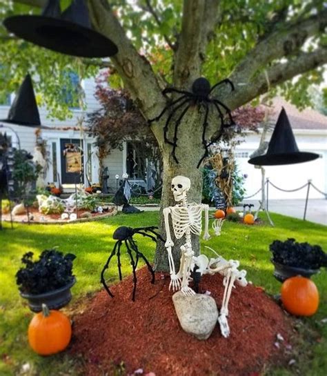 25 The Most Creepy Halloween Decoration For Front Yard Halloween
