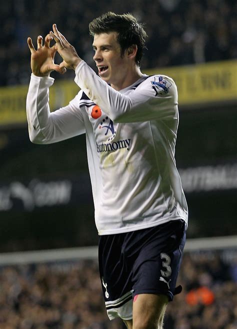 Бэйл гарет / gareth bale. Gareth Bale - Gareth Bale Photos - Tottenham Hotspur v ...