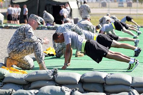 Should The Military Award Those Who Can Maintain A Highmax Pt Score