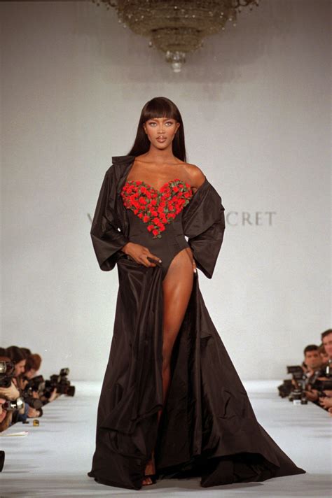 7 Of Naomi Campbells Most Iconic Runway Moments PHOTOS WWD