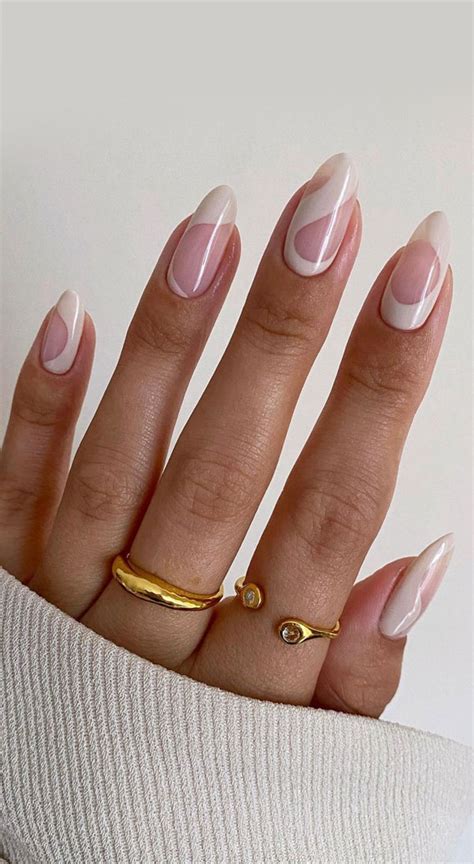25 Nail Trends 2022 That Will Make You Want To Wear White Swirl