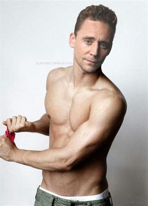 Ator Tom Hiddleston Pelado Quase Mostrando A Rola Foto De Penis