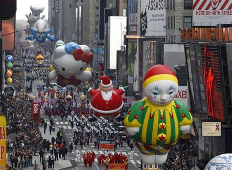 For those of you with cable (or access to someone's cable login), you can watch the parade on no matter how or where you watch, it's sure to be a good time. Macy's Thanksgiving Day Parade 2015 Live Stream: When ...