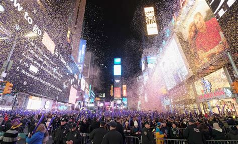 Happy New Year 2018 Where To Watch Times Square Ball Drop