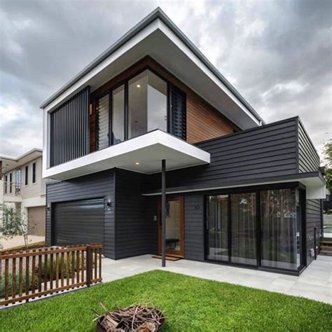 Gorgeous 10 Black House Exterior Ideas To Make Your House Looks More