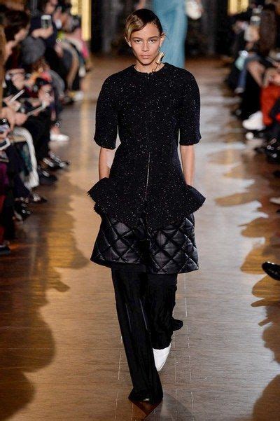 Stella Mccartney Fall 2016 Ready To Wear Collection Photos Vogue