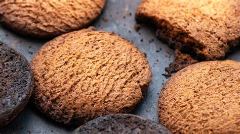 Why Your Cookie Edges May Be Burning