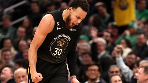 Steph Curry Makes Crazy Halfcourt Buzzer Beater Vs Celtics