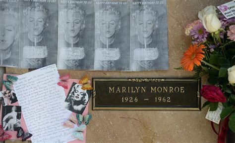 Revelan Supuestas Im Genes Perdidas Del Cad Ver De Marilyn Monroe