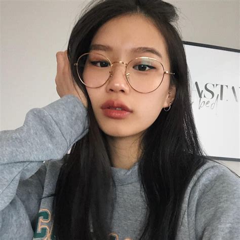 Glasses Trends Cute Girl With Glasses Fashion Eye Glasses