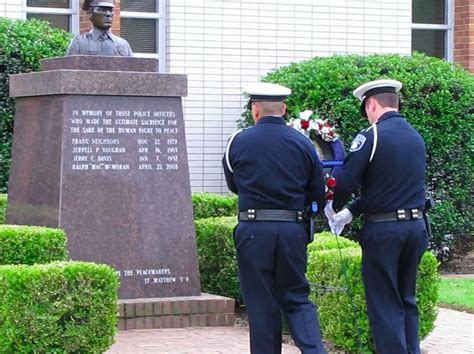 Video Nlr Police Honor Fallen Officers The Arkansas Democrat Gazette Arkansas Best News Source