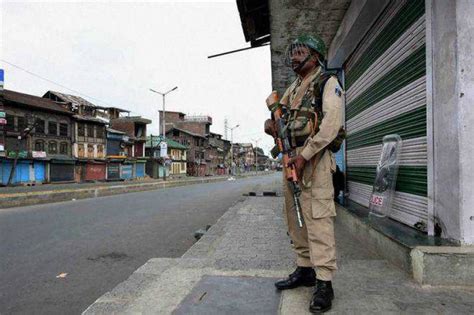Indian Occupied Kashmir Observes Complete Shut Down In Memory Of