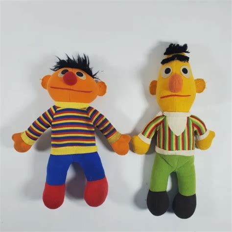 Vtg Hasbro Softies Bert And Ernie Sesame Street Soft Dolls Muppet