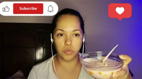 asmr comiendo yogurt de fresa 🍓 😋 inaudibles eatingsounds youtube