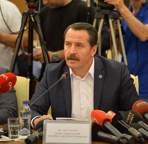 Toplu sözleşme haberleri, güncel son dakika gelişmeleri ve bugün yer alan son durum bilgileri için tıklayın! 5'inci Dönem Toplu Sözleşme Görüşmeleri Başladı