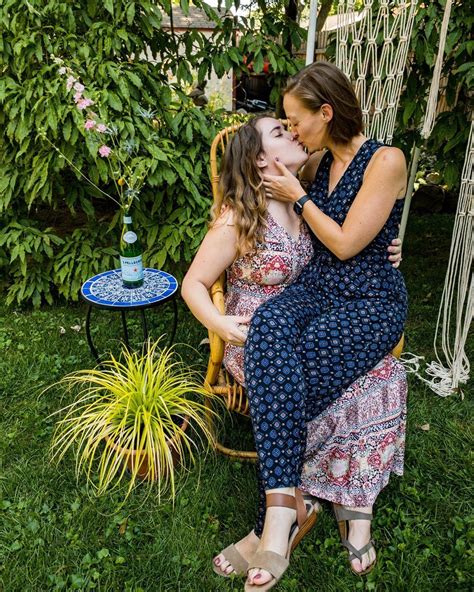 Cassie Alexa Lesbian Girls Lesbians Kissing Lily Pulitzer Dress
