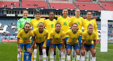Dessa vez, as nossas meninas conquistaram pela sétima vez o rilany, lateral de 31 anos, apesar de ser brasileira, ela joga bem longe daqui. Seleção Brasileira Feminina está convocada para a Copa do ...