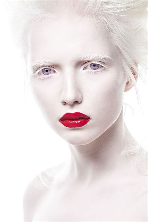 Albino On Behance Albino Girl Albino Model Pale Beauty