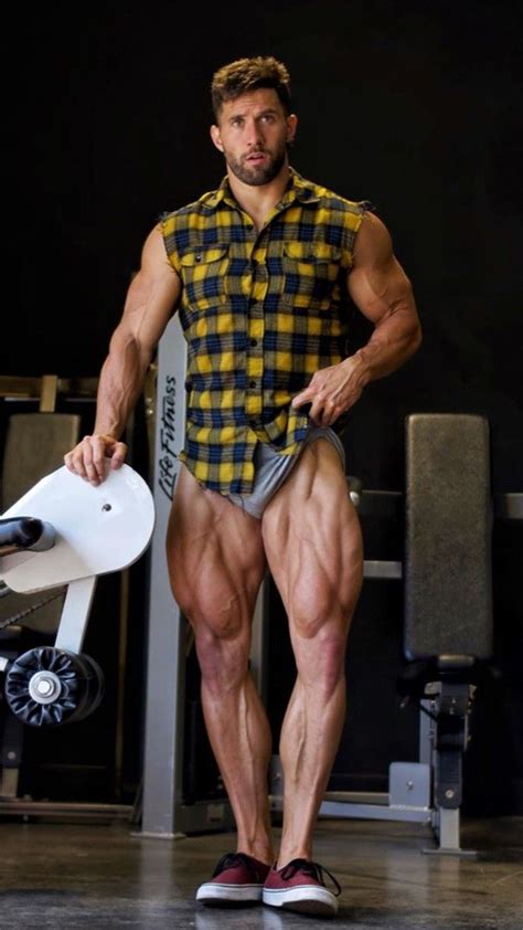 Pin By Alex Ander On Men With Images Muscle Hunks Gym Guys Muscle Men