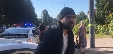Jun 10, 2021 · мэр города ровно александр третяк сообщил, что провел встречу с находящимися в регионе цыганами и дал им. В Ровно пьяный сын экс-соратника Медведчука устроил ДТП и ...
