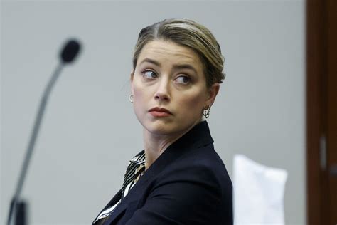 Amber Heard Testified About James Franco As Cctv Footage Of Them In An Elevator Was Presented In
