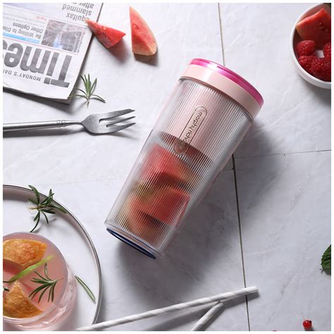 The morphy richards blend express is the ideal solution for anyone who wants to create healthy drinks on the go. Morphy Richards Portable Blender with Wireless Charger ...