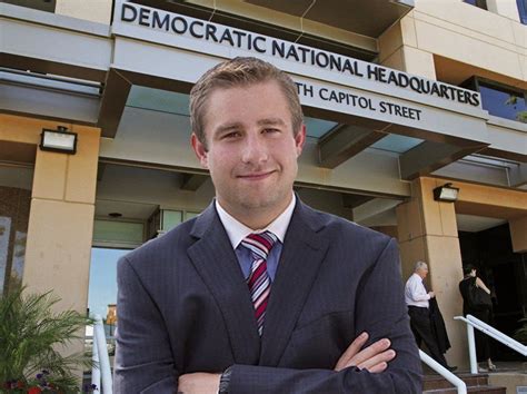 Detective Tangible Evidence Seth Rich Leaked Dnc Emails To Wikileaks